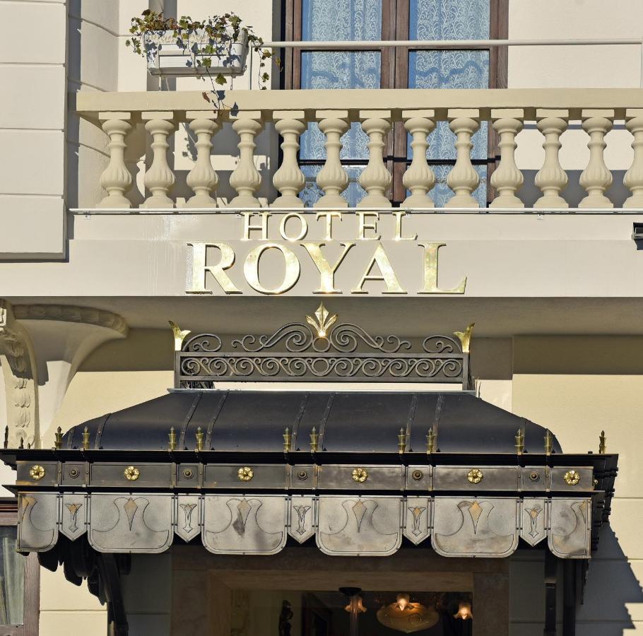 Royal Hotel Varna Exterior photo